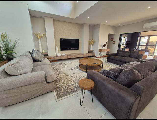 4 BEDROOM HOUSE FOR SALE IN HERON BANKS GOLF ESTATE